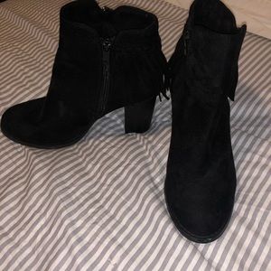 Black booties! newish great condition!